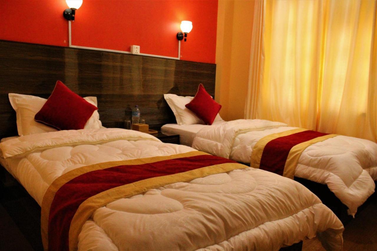 Vista City Hostel Катманду Екстериор снимка