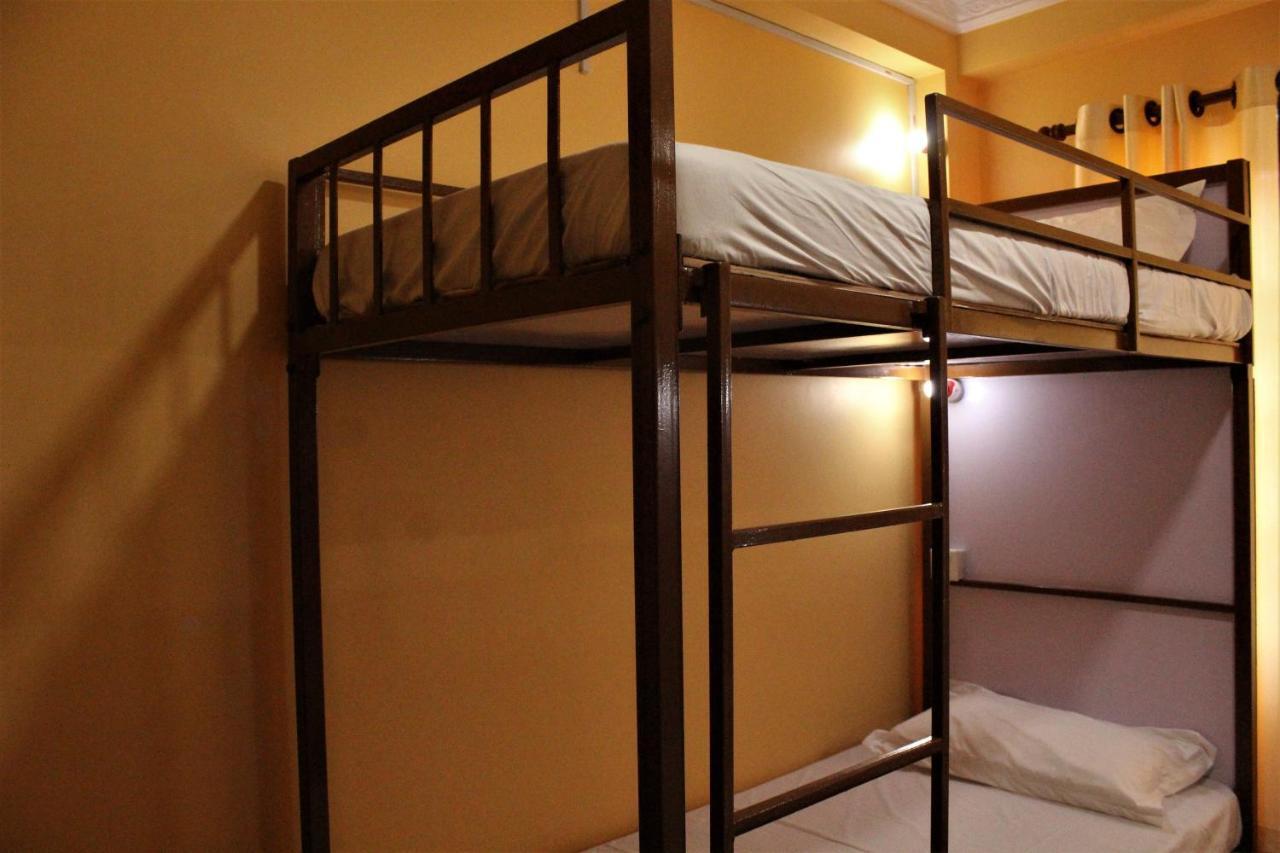 Vista City Hostel Катманду Екстериор снимка
